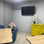Bed & Breakfast Flower