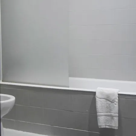 Flower Bed & Breakfast 3*