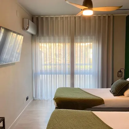 Bed & Breakfast Flower