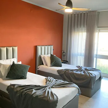 Bed & Breakfast Flower