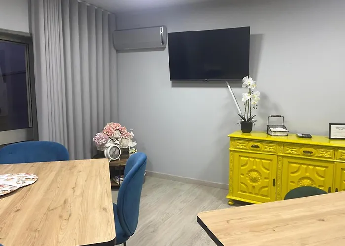 Bed & Breakfast Flower