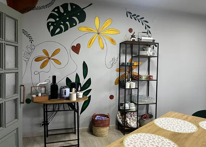 Flower Bed & Breakfast 3*